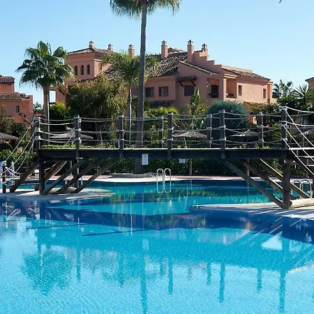 Hacienda Del Sol * Estepona
